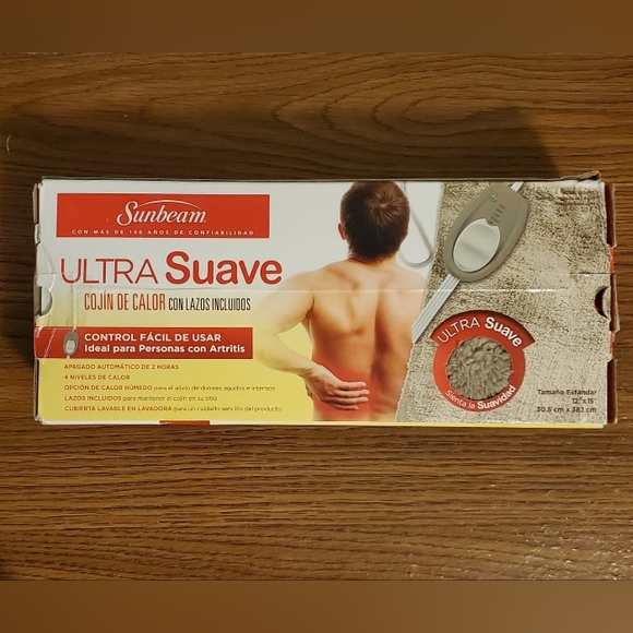 Sunbeam, Ultra Soft Heating Pad with 4 heat settings. New In Box - Picture 11 of 16